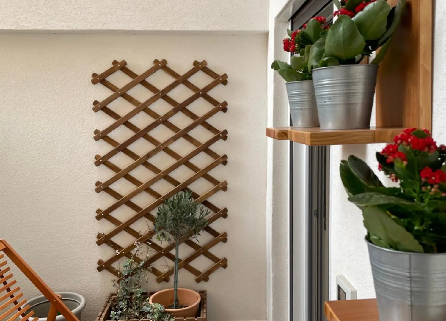 With Love, Apartment 4 Palermo